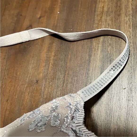 victoria’s Secret Lace Silver Push Up Shine Crystal Bra 34D - Picture 10 of 16